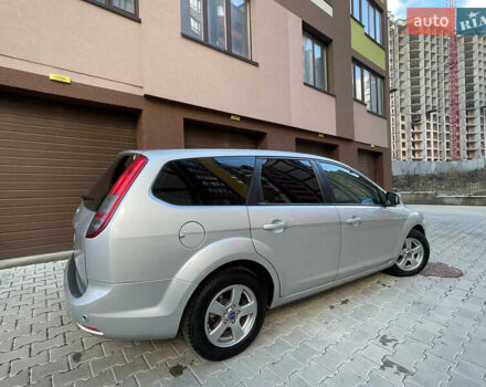 Серый Форд Фокус, объемом двигателя 1.6 л и пробегом 264 тыс. км за 3900 $, фото 5 на Automoto.ua