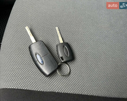 Серый Форд Фокус, объемом двигателя 1.6 л и пробегом 264 тыс. км за 4150 $, фото 18 на Automoto.ua