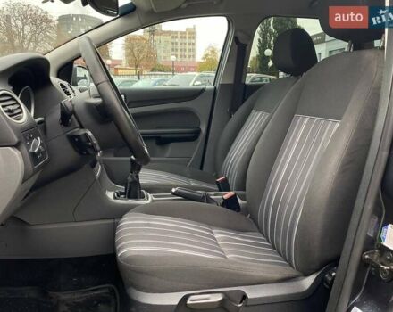 Серый Форд Фокус, объемом двигателя 1.56 л и пробегом 330 тыс. км за 5890 $, фото 19 на Automoto.ua