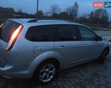 Серый Форд Фокус, объемом двигателя 1.56 л и пробегом 241 тыс. км за 4900 $, фото 1 на Automoto.ua