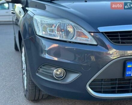 Серый Форд Фокус, объемом двигателя 2 л и пробегом 243 тыс. км за 5700 $, фото 15 на Automoto.ua