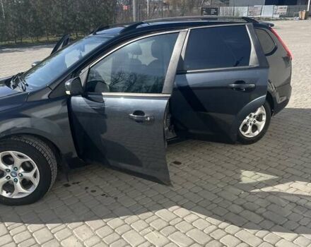 Серый Форд Фокус, объемом двигателя 1.56 л и пробегом 298 тыс. км за 6500 $, фото 3 на Automoto.ua