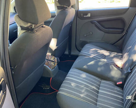 Серый Форд Фокус, объемом двигателя 1.6 л и пробегом 231 тыс. км за 6000 $, фото 11 на Automoto.ua