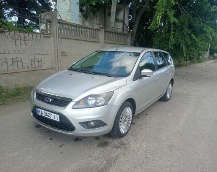 Серый Форд Фокус, объемом двигателя 1.6 л и пробегом 240 тыс. км за 5500 $, фото 1 на Automoto.ua