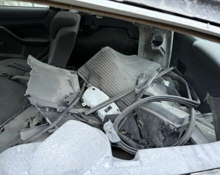 Серый Форд Фокус, объемом двигателя 0 л и пробегом 220 тыс. км за 2366 $, фото 6 на Automoto.ua