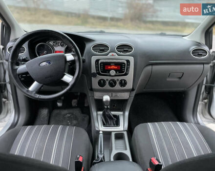 Серый Форд Фокус, объемом двигателя 1.56 л и пробегом 294 тыс. км за 5299 $, фото 26 на Automoto.ua