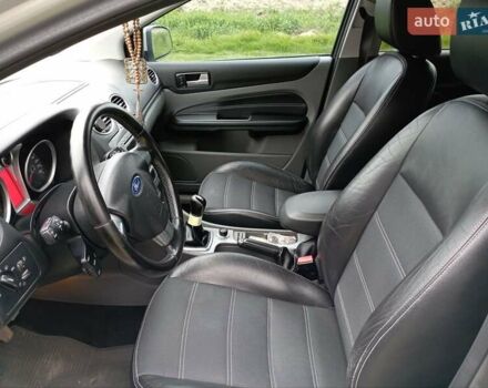 Серый Форд Фокус, объемом двигателя 1.8 л и пробегом 191 тыс. км за 6000 $, фото 17 на Automoto.ua