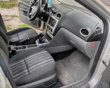 Сірий Форд Фокус, об'ємом двигуна 1.56 л та пробігом 204 тис. км за 4900 $, фото 14 на Automoto.ua