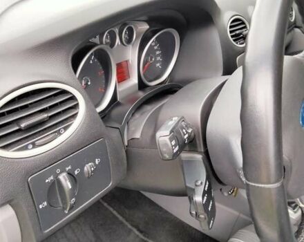 Серый Форд Фокус, объемом двигателя 1.56 л и пробегом 204 тыс. км за 5800 $, фото 16 на Automoto.ua