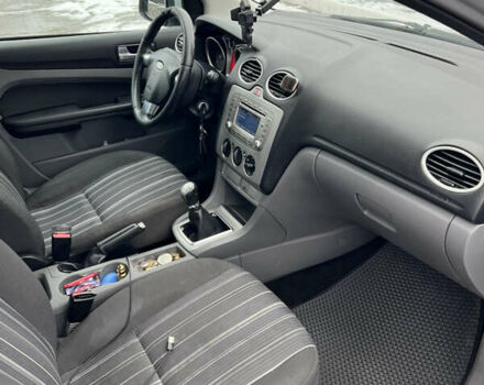 Сірий Форд Фокус, об'ємом двигуна 1.56 л та пробігом 300 тис. км за 4500 $, фото 13 на Automoto.ua