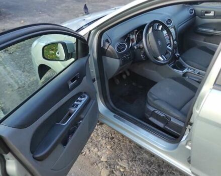 Форд Фокус 2008 в Львове на Automoto.ua Серый Форд Фокус, объемом двигателя 1.8 л и пробегом 268 тыс. км за 5700 $, фото 1 на Automoto.ua