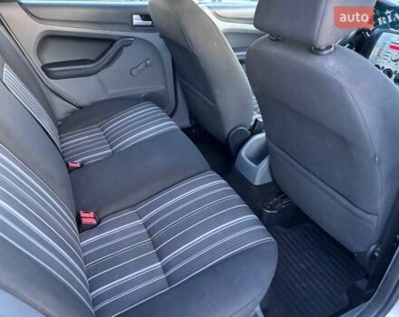 Сірий Форд Фокус, об'ємом двигуна 1.56 л та пробігом 222 тис. км за 5599 $, фото 31 на Automoto.ua