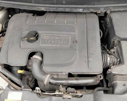 Серый Форд Фокус, объемом двигателя 1.56 л и пробегом 204 тыс. км за 5800 $, фото 12 на Automoto.ua