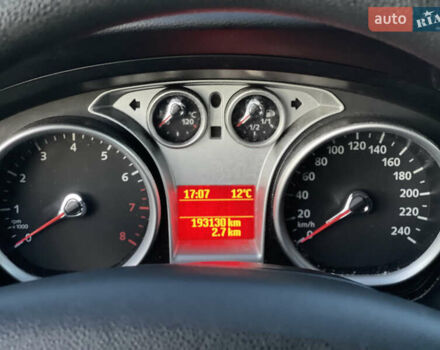 Серый Форд Фокус, объемом двигателя 1.6 л и пробегом 193 тыс. км за 5150 $, фото 24 на Automoto.ua