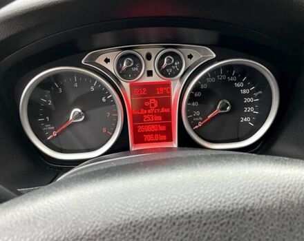 Сірий Форд Фокус, об'ємом двигуна 1.6 л та пробігом 269 тис. км за 6100 $, фото 19 на Automoto.ua