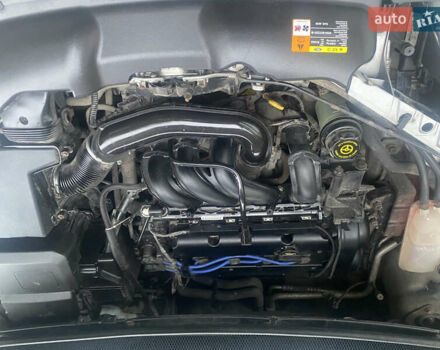 Серый Форд Фокус, объемом двигателя 1.6 л и пробегом 228 тыс. км за 4650 $, фото 29 на Automoto.ua