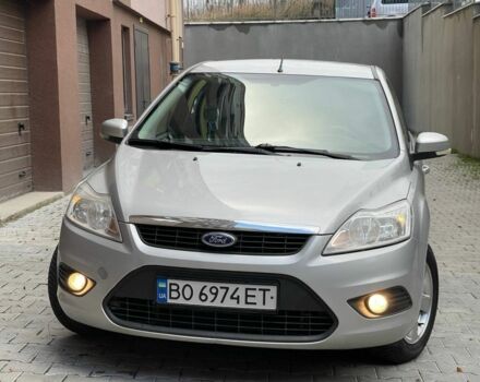 Серый Форд Фокус, объемом двигателя 1.6 л и пробегом 260 тыс. км за 3899 $, фото 1 на Automoto.ua