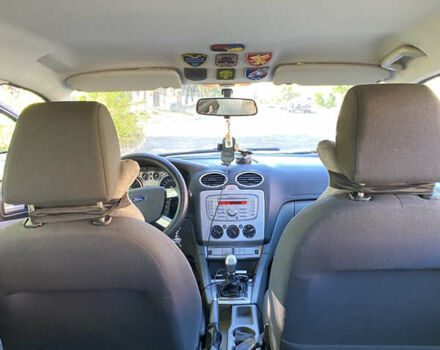 Серый Форд Фокус, объемом двигателя 1.6 л и пробегом 231 тыс. км за 6000 $, фото 17 на Automoto.ua