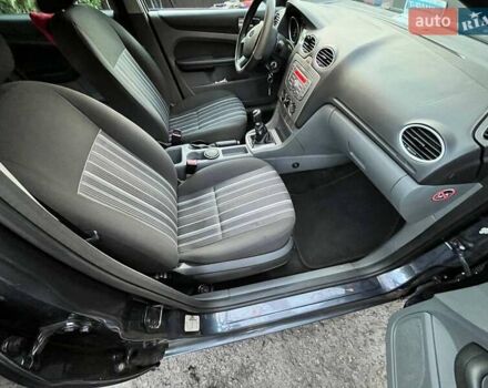 Серый Форд Фокус, объемом двигателя 1.75 л и пробегом 193 тыс. км за 5200 $, фото 13 на Automoto.ua