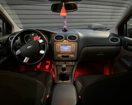 Форд Фокус 2008 в Луцке на Automoto.ua Серый Форд Фокус, объемом двигателя 2 л и пробегом 280 тыс. км за 5100 $, фото 6 на Automoto.ua