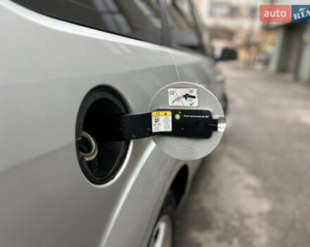 Серый Форд Фокус, объемом двигателя 1.6 л и пробегом 264 тыс. км за 4150 $, фото 62 на Automoto.ua