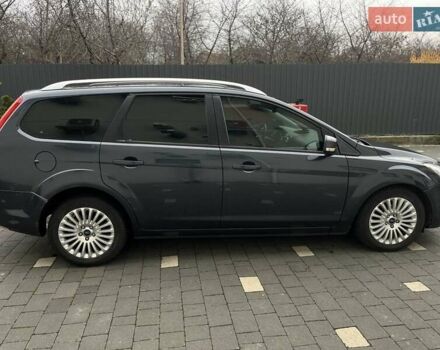 Серый Форд Фокус, объемом двигателя 1.6 л и пробегом 330 тыс. км за 6500 $, фото 1 на Automoto.ua