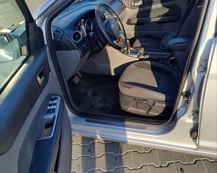 Серый Форд Фокус, объемом двигателя 2 л и пробегом 375 тыс. км за 5300 $, фото 7 на Automoto.ua