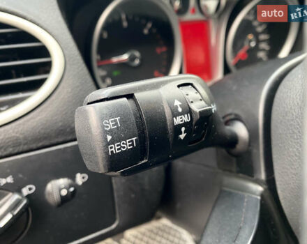 Серый Форд Фокус, объемом двигателя 1.56 л и пробегом 312 тыс. км за 5800 $, фото 16 на Automoto.ua