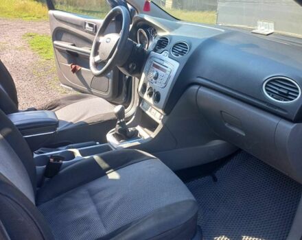 Форд Фокус 2008 у Шепетовке на Automoto.ua Сірий Форд Фокус, об'ємом двигуна 1.6 л та пробігом 320 тис. км за 5000 $, фото 4 на Automoto.ua