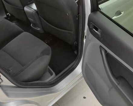 Форд Фокус 2008 в Киеве на Automoto.ua Серый Форд Фокус, объемом двигателя 1.6 л и пробегом 233 тыс. км за 5300 $, фото 31 на Automoto.ua