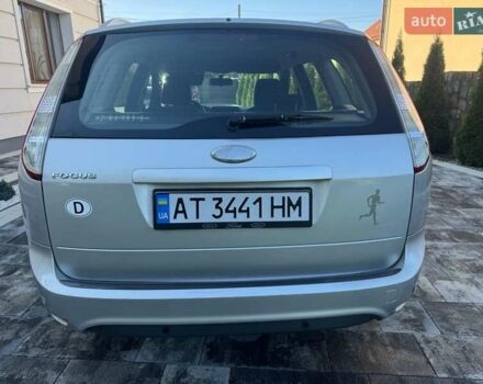 Серый Форд Фокус, объемом двигателя 1.6 л и пробегом 199 тыс. км за 4950 $, фото 3 на Automoto.ua