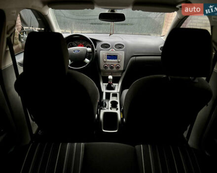 Форд Фокус 2008 в Львове на Automoto.ua Серый Форд Фокус, объемом двигателя 1.6 л и пробегом 262 тыс. км за 4500 $, фото 19 на Automoto.ua