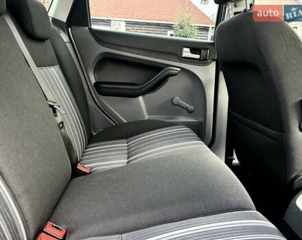 Сірий Форд Фокус, об'ємом двигуна 1.6 л та пробігом 165 тис. км за 6499 $, фото 76 на Automoto.ua