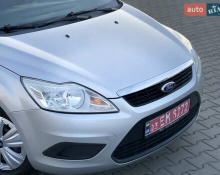 Серый Форд Фокус, объемом двигателя 1.6 л и пробегом 193 тыс. км за 5150 $, фото 3 на Automoto.ua