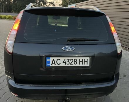 Форд Фокус 2008 в Луцке на Automoto.ua Серый Форд Фокус, объемом двигателя 2 л и пробегом 280 тыс. км за 5100 $, фото 2 на Automoto.ua