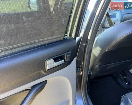 Серый Форд Фокус, объемом двигателя 1.6 л и пробегом 300 тыс. км за 5400 $, фото 13 на Automoto.ua