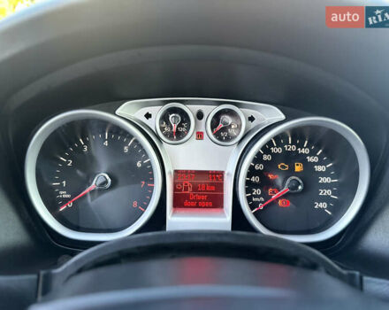 Серый Форд Фокус, объемом двигателя 1.6 л и пробегом 210 тыс. км за 5200 $, фото 51 на Automoto.ua