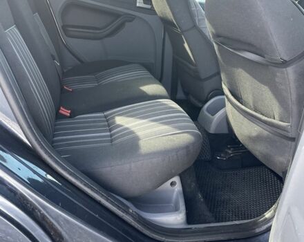 Серый Форд Фокус, объемом двигателя 1.6 л и пробегом 278 тыс. км за 4200 $, фото 6 на Automoto.ua