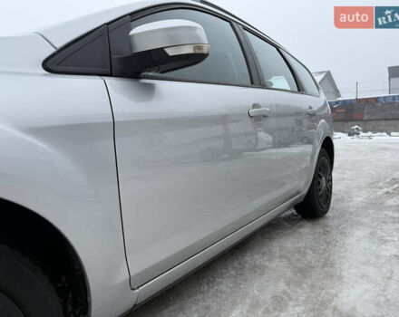 Сірий Форд Фокус, об'ємом двигуна 1.6 л та пробігом 277 тис. км за 5600 $, фото 7 на Automoto.ua