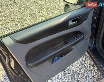 Сірий Форд Фокус, об'ємом двигуна 1.56 л та пробігом 189 тис. км за 5400 $, фото 8 на Automoto.ua