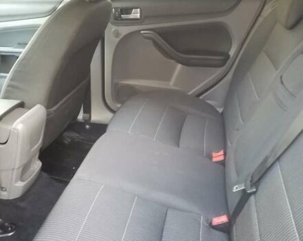 Сірий Форд Фокус, об'ємом двигуна 0 л та пробігом 243 тис. км за 6750 $, фото 4 на Automoto.ua