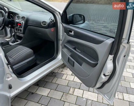 Серый Форд Фокус, объемом двигателя 1.56 л и пробегом 294 тыс. км за 5299 $, фото 30 на Automoto.ua