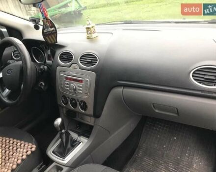 Сірий Форд Фокус, об'ємом двигуна 1.6 л та пробігом 241 тис. км за 4800 $, фото 6 на Automoto.ua