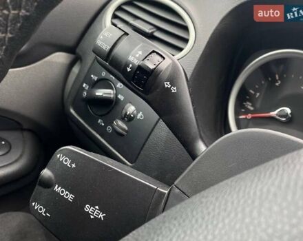 Серый Форд Фокус, объемом двигателя 1.56 л и пробегом 330 тыс. км за 5890 $, фото 21 на Automoto.ua