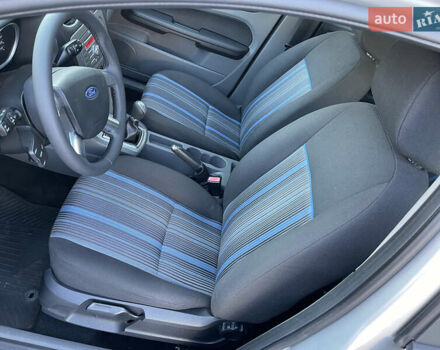 Форд Фокус 2008 у Рівному на Automoto.ua Сірий Форд Фокус, об'ємом двигуна 1.6 л та пробігом 223 тис. км за 5600 $, фото 38 на Automoto.ua