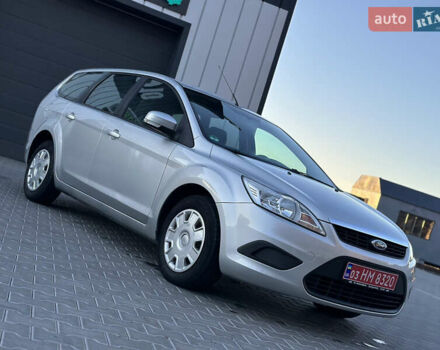 Серый Форд Фокус, объемом двигателя 1.6 л и пробегом 210 тыс. км за 5200 $, фото 8 на Automoto.ua