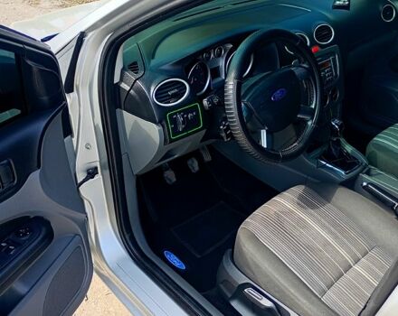 Сірий Форд Фокус, об'ємом двигуна 1.6 л та пробігом 350 тис. км за 4800 $, фото 9 на Automoto.ua