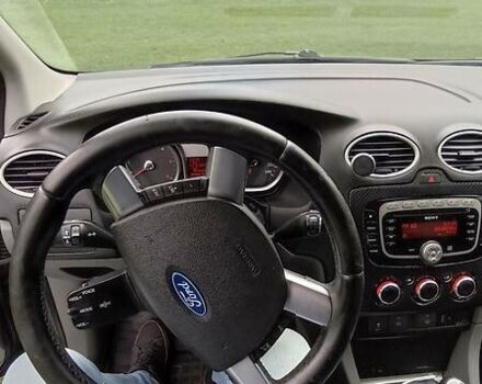 Серый Форд Фокус, объемом двигателя 1.6 л и пробегом 288 тыс. км за 5500 $, фото 16 на Automoto.ua