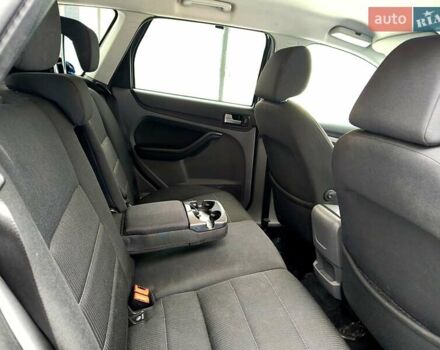 Серый Форд Фокус, объемом двигателя 1.6 л и пробегом 238 тыс. км за 5499 $, фото 36 на Automoto.ua