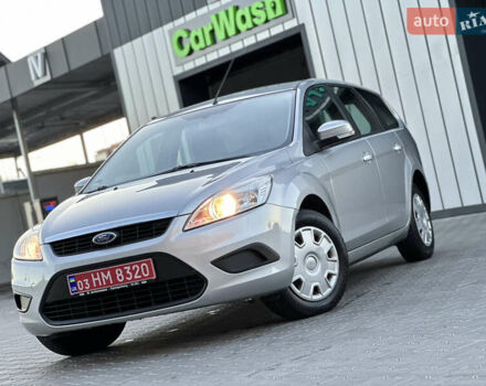 Серый Форд Фокус, объемом двигателя 1.6 л и пробегом 210 тыс. км за 5200 $, фото 3 на Automoto.ua